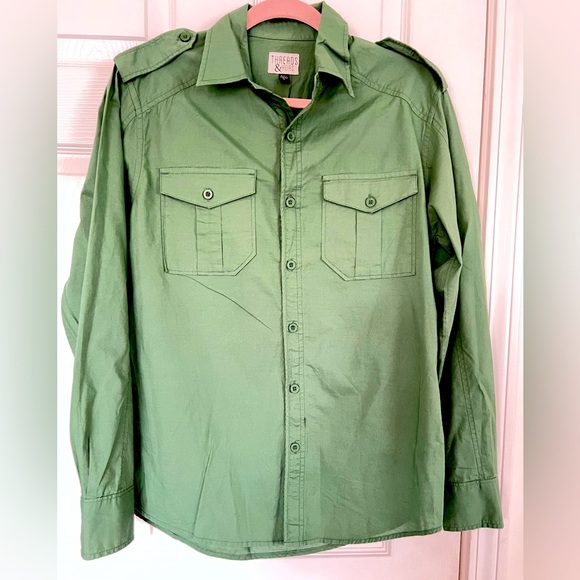 Threads & heirs men shirt small - Picture 1 of 2